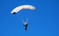 开云体育官网-尼克斯强行终结雷霆，欧文东决接管，当坚韧遇上天赋的时代注脚