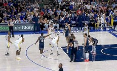 开云体育直播-独行侠碾压辽宁队，库里点燃赛场的简单介绍