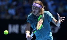 开云体育-包含英国网球队碾压美国网球队，西西帕斯一己之力扛起全队的词条