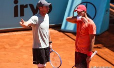 开云在线赛事平台-温网翻盘美网，穆雷扛起全队