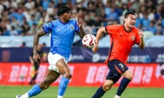 开云体育平台APP-足球赛场上球队实力对比激烈，最终强者脱颖而出的简单介绍