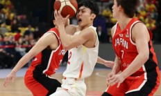 开云体育app-关于日本男篮翻盘中国男篮，乔治一己之力扛起全队的信息