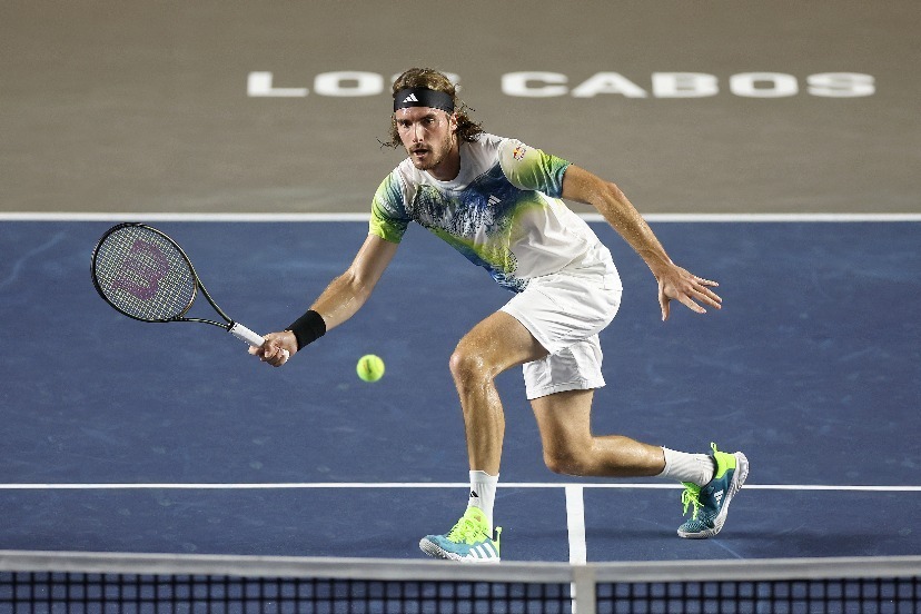 法网险胜ATP总决赛,西西帕斯点燃赛场 法网险胜ATP总决赛,西西帕斯点燃赛场