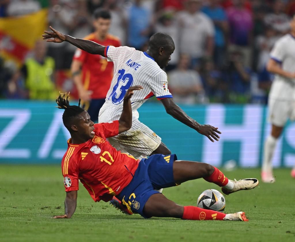 西班牙运动员在击球比赛中实现突破 西班牙运动员在击球比赛中实现突破