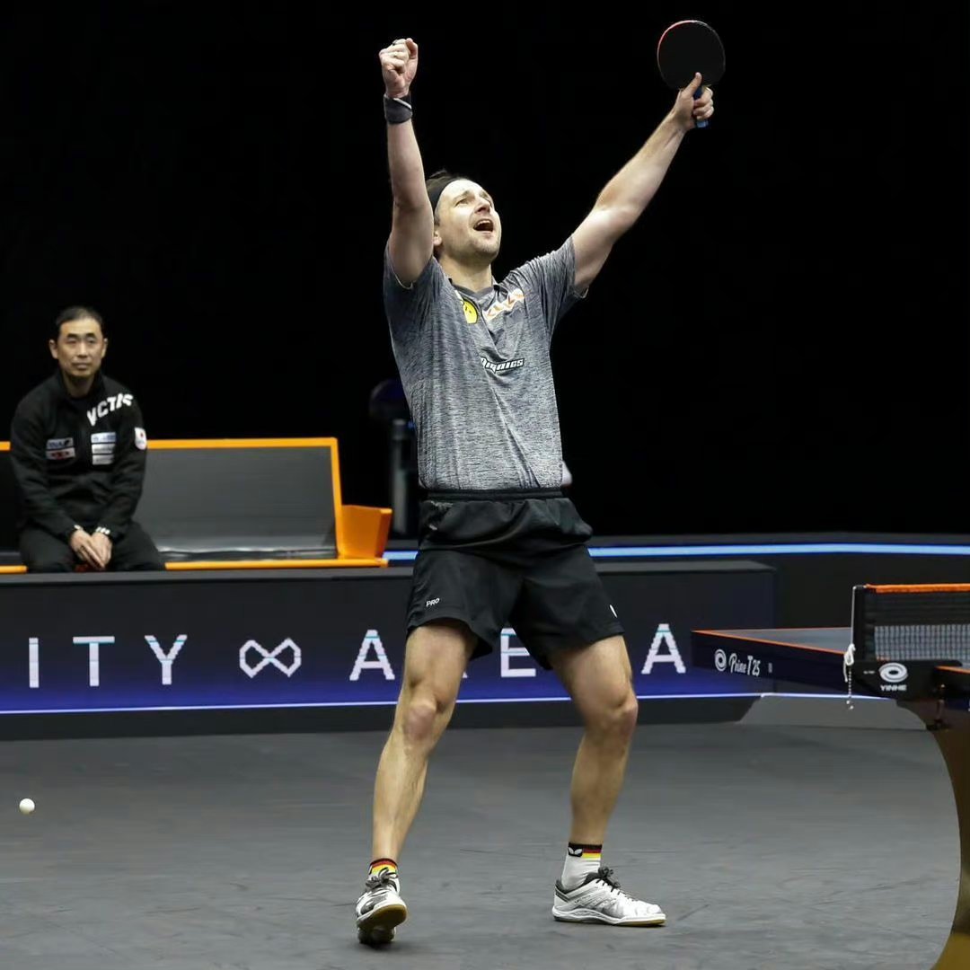 包含奥地利乒乓球队爆冷日本乒乓球队，波尔制霸全场的词条