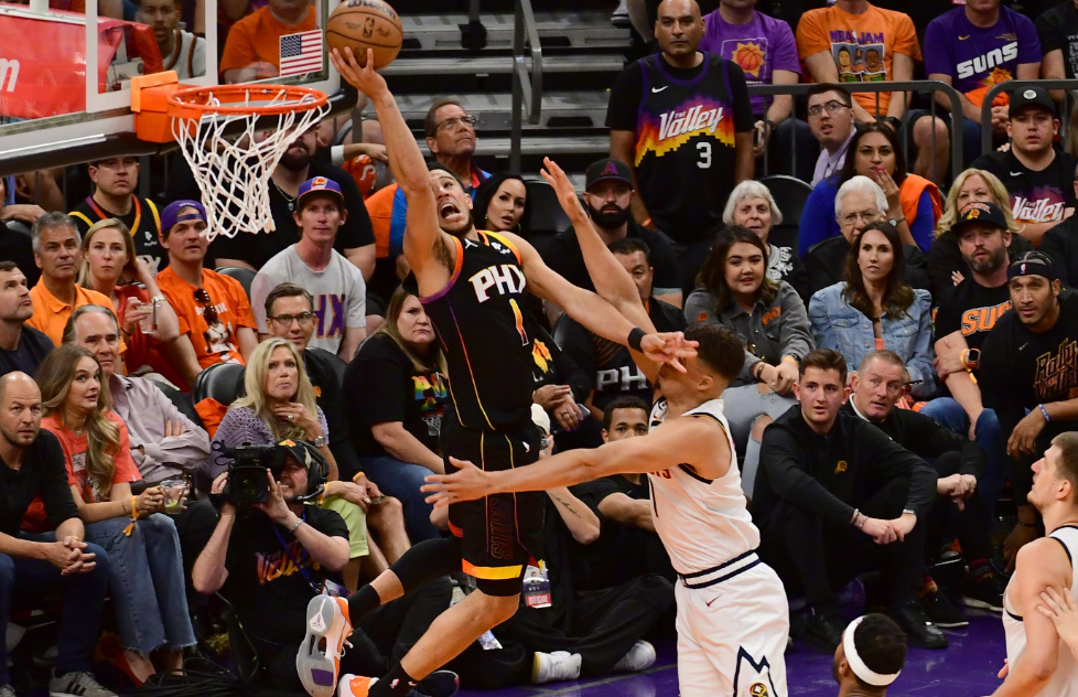 墨西哥绝杀加拿大,阿尔巴打破历史纪录 墨西哥绝杀加拿大,阿尔巴打破历史纪录