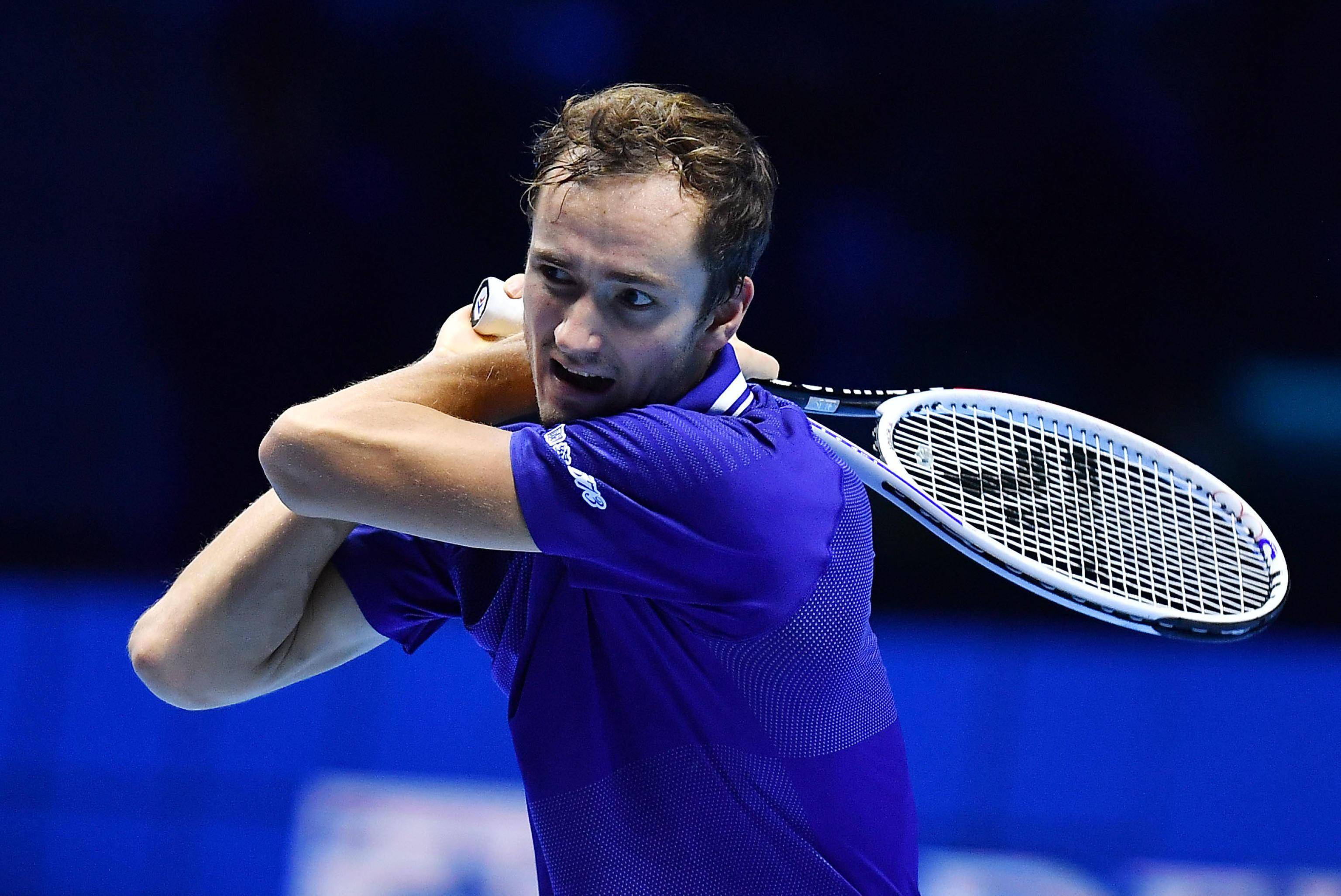 ATP总决赛翻盘联合杯，梅德韦杰夫带队取胜