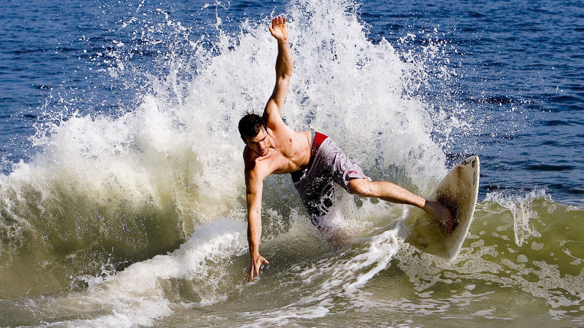 烈火焚城，爱德华兹抢七封神之战，热火正面击溃凯尔特人改写历史