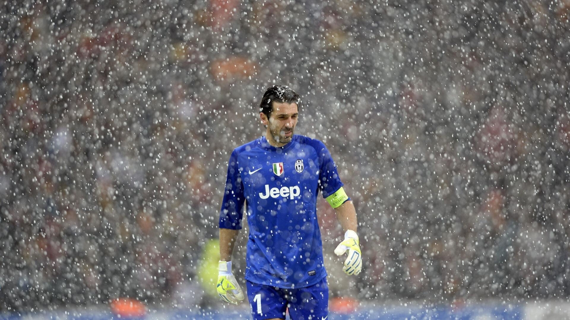 荒漠征途与狂澜之争，步行者铁蹄踏碎天山，莫兰特于年度焦点夜加冕为王